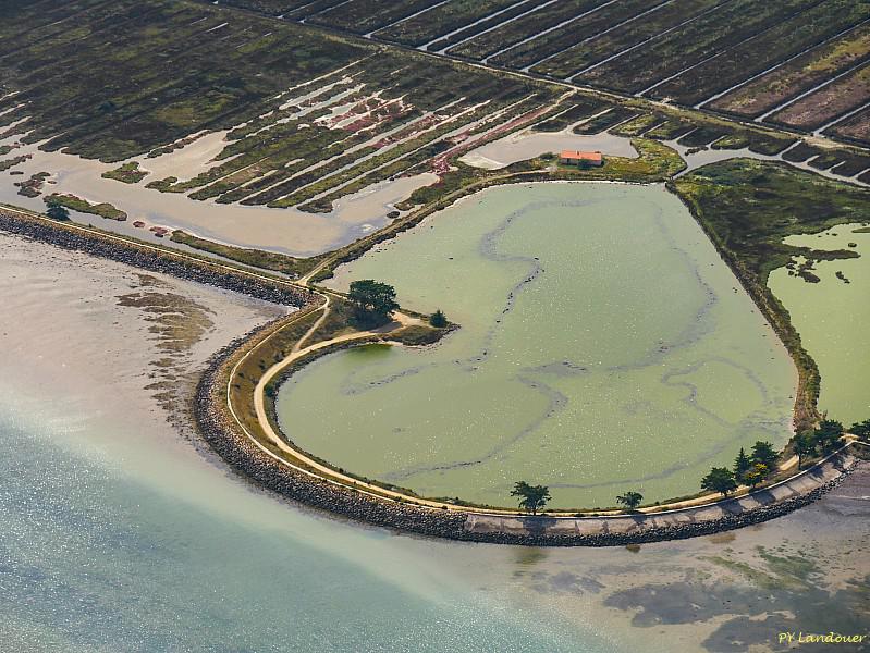 La Rochelle vu d'en haut, C&ocirc;te vend&eacute;enne, &icirc;le de Noirmoutier,&icirc;le d'Yeu, vues d'avion