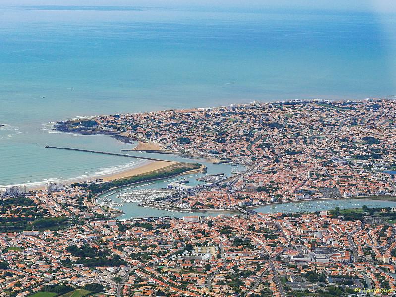 La Rochelle vu d'en haut, C&ocirc;te vend&eacute;enne, &icirc;le de Noirmoutier,&icirc;le d'Yeu, vues d'avion