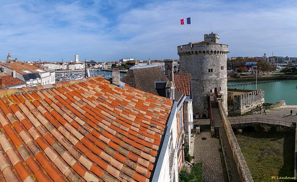 La Rochelle vu d'en haut, 6 rue sur les Murs